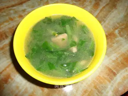 Spinach pork liver soup