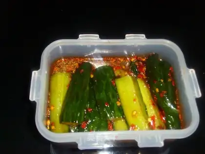 Hot and sour melon strips