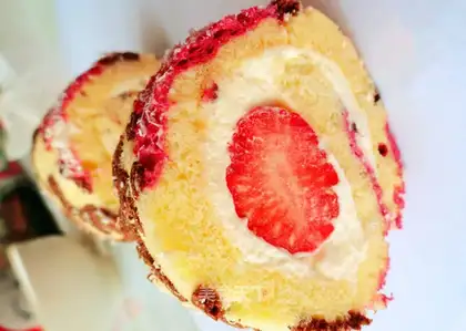 note cake roll