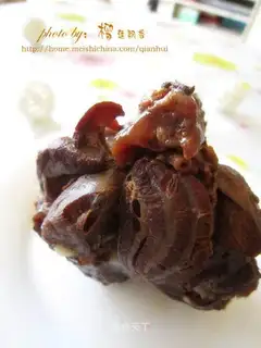 Beef in red wine sauce
