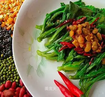 stir-fried chrysanthemum with black bean sauce