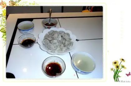 Scallion and white radish meat dumplings