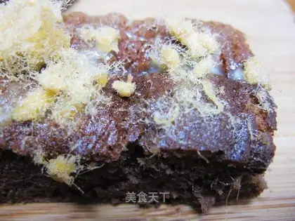 Chocolate Qifeng Cake