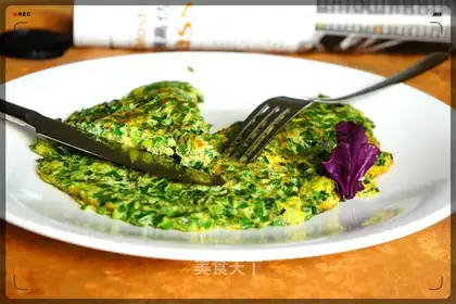 Baked eggs with leeks