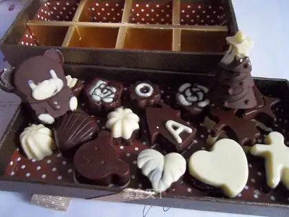 DIY handmade chocolate