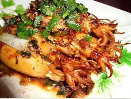 Fried squid in soy sauce