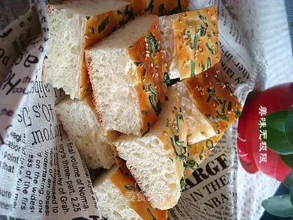 chive bread cake