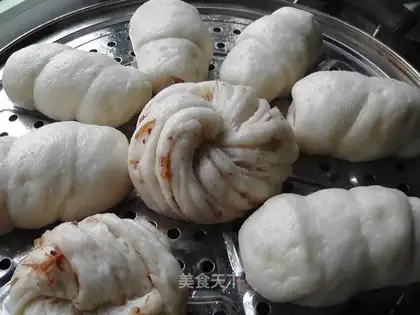 Pork floss rolls