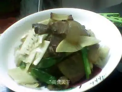 stir-fried bamboo shoots with bacon