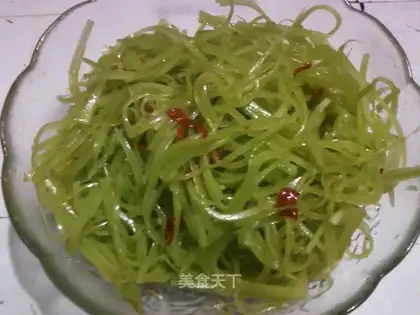 emerald lettuce shredded