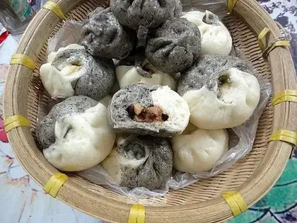Mushroom pork steamed buns