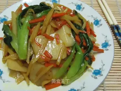 stir-fried vegetable rice cake