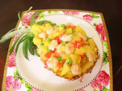 Shrimp and pineapple boat