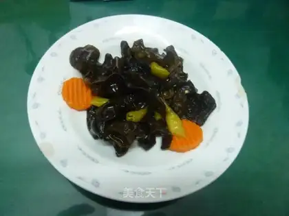 Fungus with pickled pepper