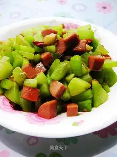 Diced lettuce and ham