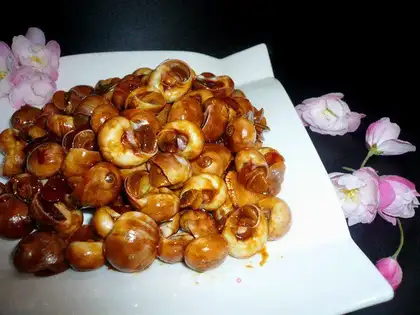 stir-fried snails