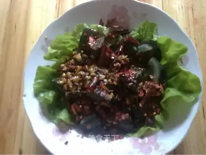Preserved egg salad with pepper