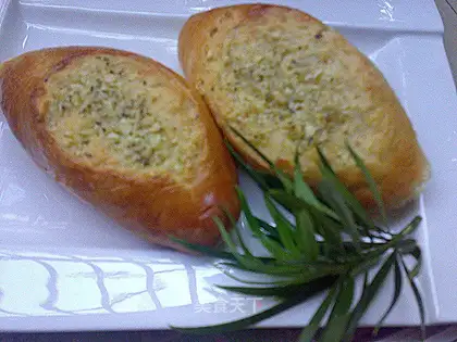 Black pepper and garlic buns