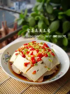 Steamed fish tofu with cabbage
