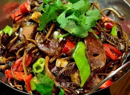 Grilled bacon tea tree mushroom