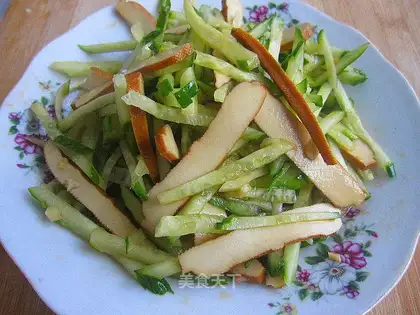 Cucumber mixed with fragrant dried