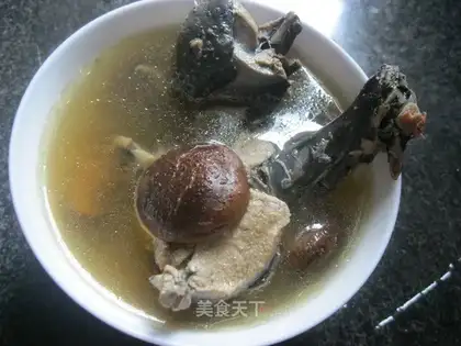 Xiangru Black Chicken Soup