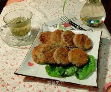 Walnut lotus root cake