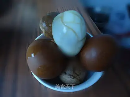 Spiced tea egg
