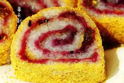 Dessert jelly cake with purple potato stuffing