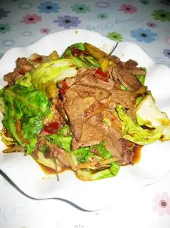 stir-fried pork liver with pickled pepper and cabbage