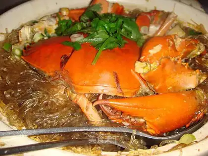 Hairy Crab Winter Noodle Pot