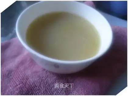 Stone olive snail chicken soup
