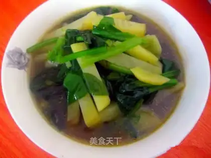 Spinach and potato soup