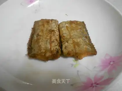Pan-fried hairtail