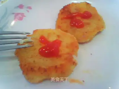 Cheese-flavored potato cake