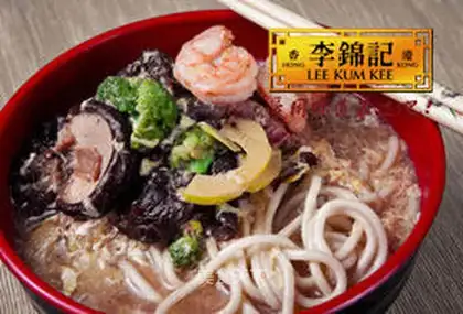 Oyster-flavored Beijing noodles with diced pork