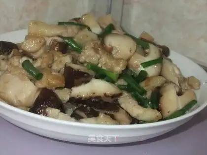 Fried pork slices with mushroom