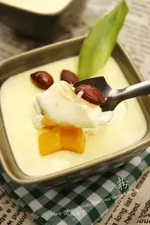 Stewed egg with milk