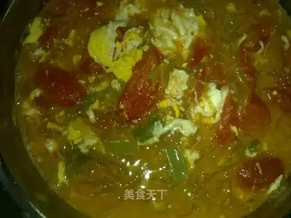 Tomato vermicelli and egg soup