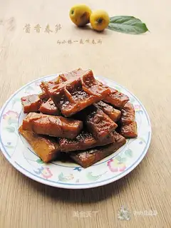 Braised spring bamboo shoots with sauce flavor