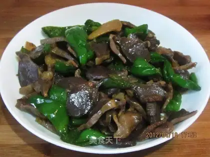 stir-fried duck gizzard with green pepper