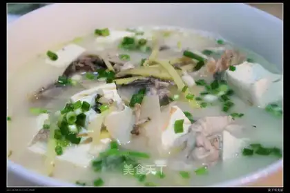 Hehua fish tofu soup