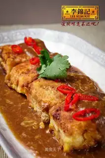 Pan-fried Pipa Tofu in Oyster Sauce