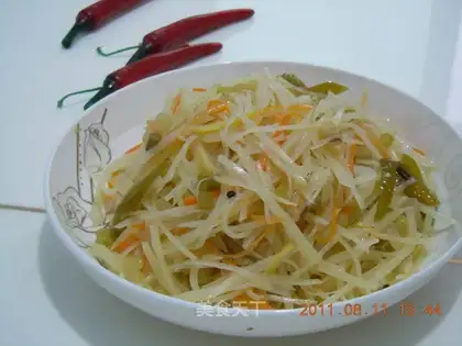 Sauerkraut shredded potatoes