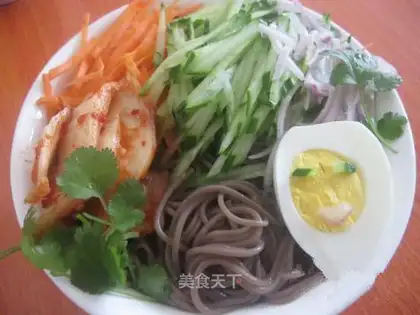 Home-cooked cold noodles