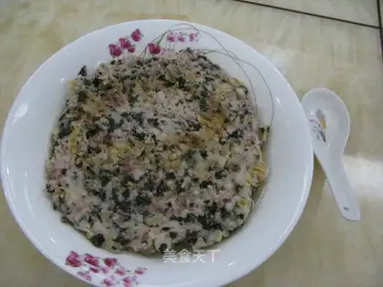 Dried vegetable meat pie