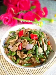 Home-style stir-fried pork
