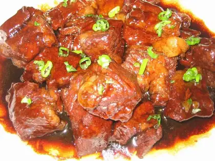 Special braised beef brisket in casserole
