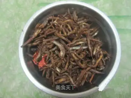 stir-fried dried fish with pepper