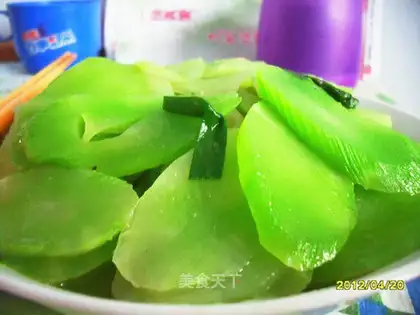 stir-fried lettuce